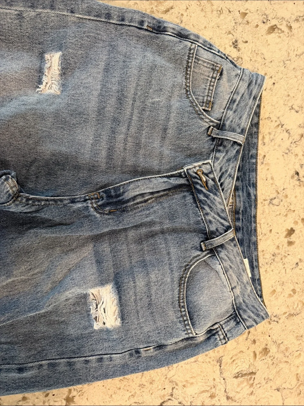 SHEIN Light Blue Distressed Straight Leg Jeans